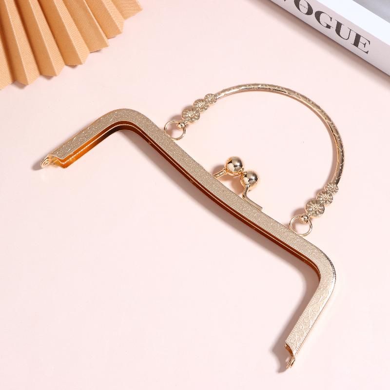 NewMetal Purse Frame With Curv - Furniture Hardware Supply recension och pris