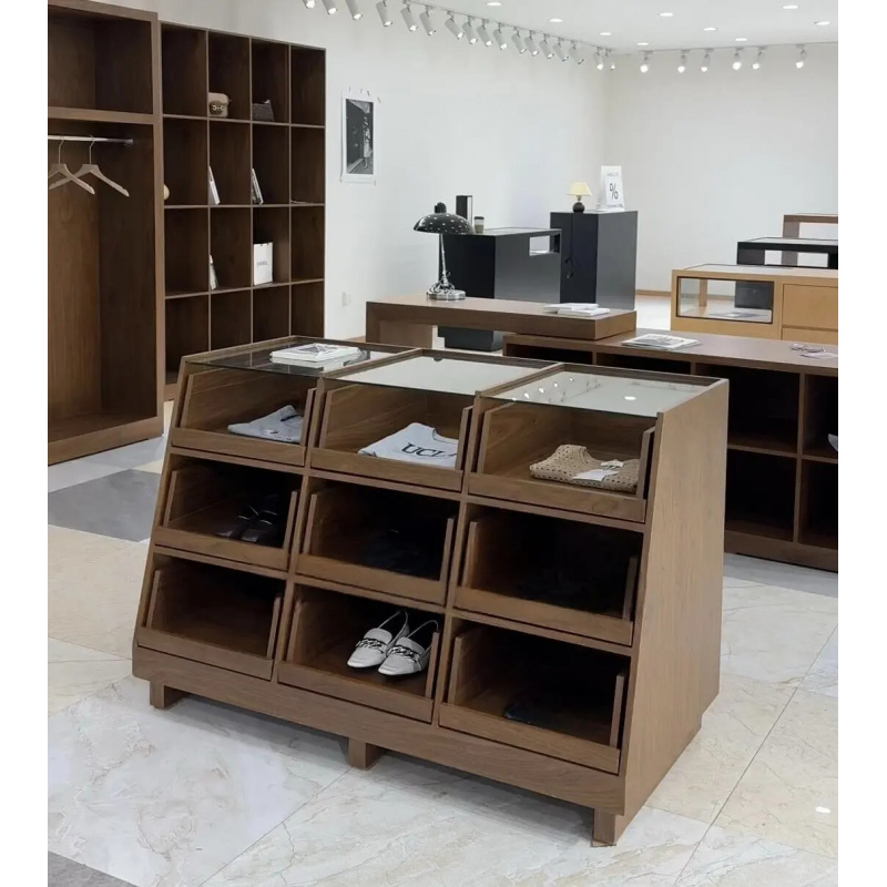 Children's Clothing Store Naka - Furniture Hardware Stores recension och pris